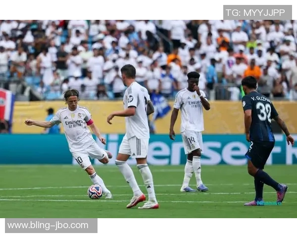 皇马全队结束假期重返训练基地阿隆索誓言全力改善球队状态