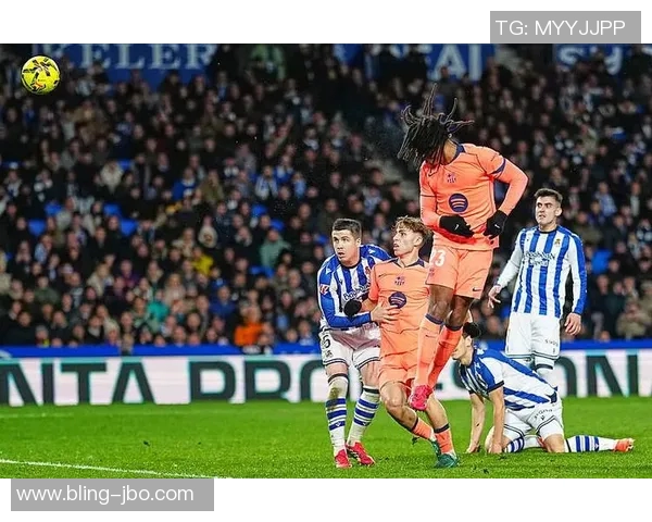 西甲第12轮最佳阵容揭晓莱万拉什福德阿尔瓦雷斯领衔出战